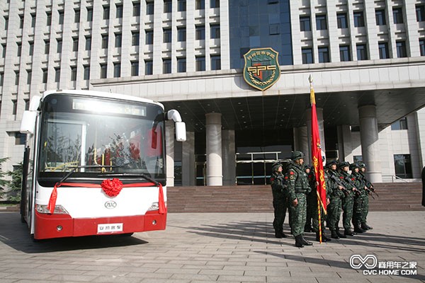 安凯反恐演练公交车 商用车之家讯