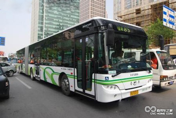上海1-9月公交客运总量48.87亿 同比增长3.4%